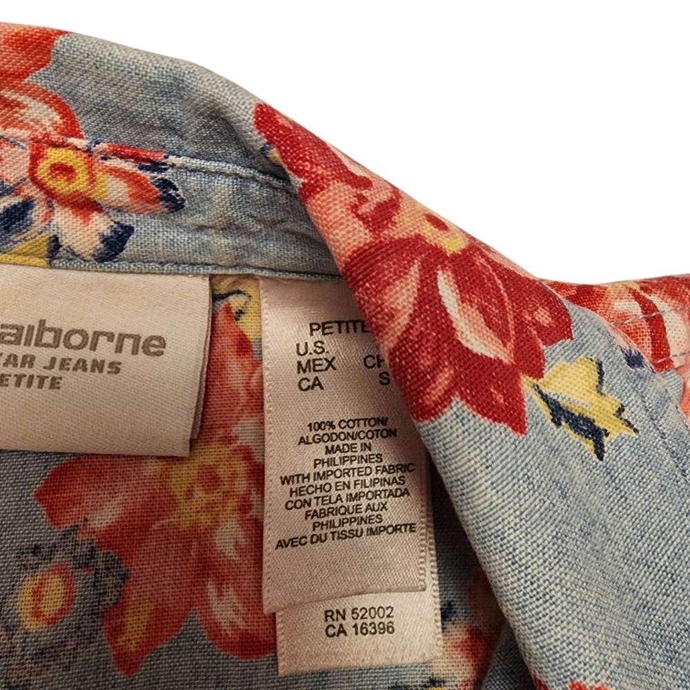 Liz Claiborne Floral Denim Snap Closure Short Sleeve Top Size Small Petite - Picture 10 of 13